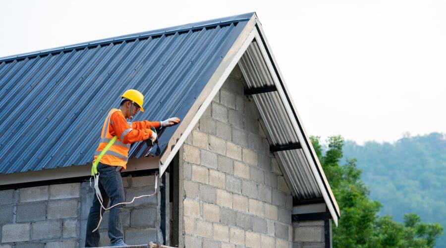 Expert Emergency Roof Repairs services in Hanalei, HI